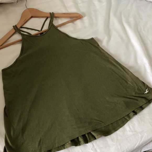 Hollister Tank Top with thin straps and racerback - Picture 5 of 5